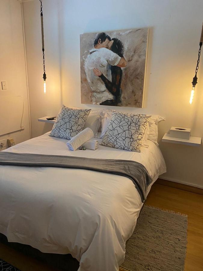 Luxury Upmarket Guesthouse 20 On 4Th Rustenburg Exterior foto