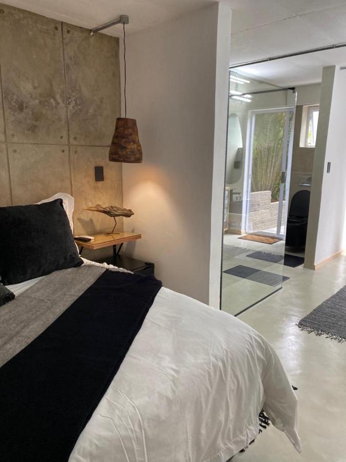 Luxury Upmarket Guesthouse 20 On 4Th Rustenburg Exterior foto