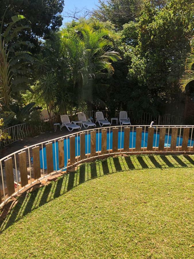 Luxury Upmarket Guesthouse 20 On 4Th Rustenburg Exterior foto